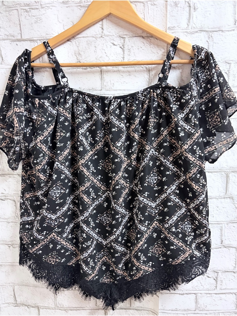 Black Floral Cold Shoulder Blouse with Lace Hem